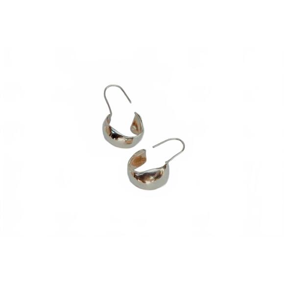 NEW UNI JEWELRY women's nira earrings in gold - Picture 3 of 10